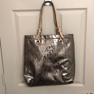 Michael Kors Tote
